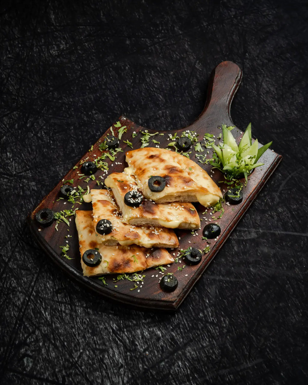 Cheese naan