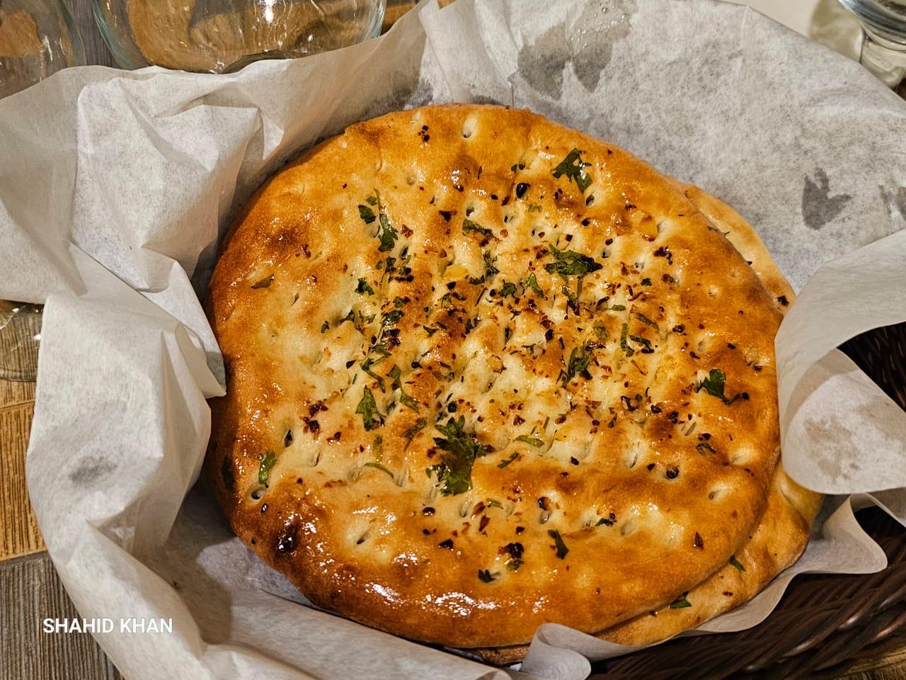 Roghni Naan